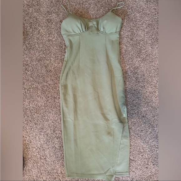 Oh Polly Dresses & Skirts - oh Polly dress